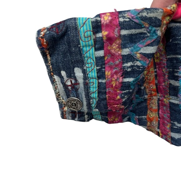 Chico's Denim Jacket Women's Size 2 (12/14) Blue Colorful Ribbon Art To Wear - Picture 5 of 10